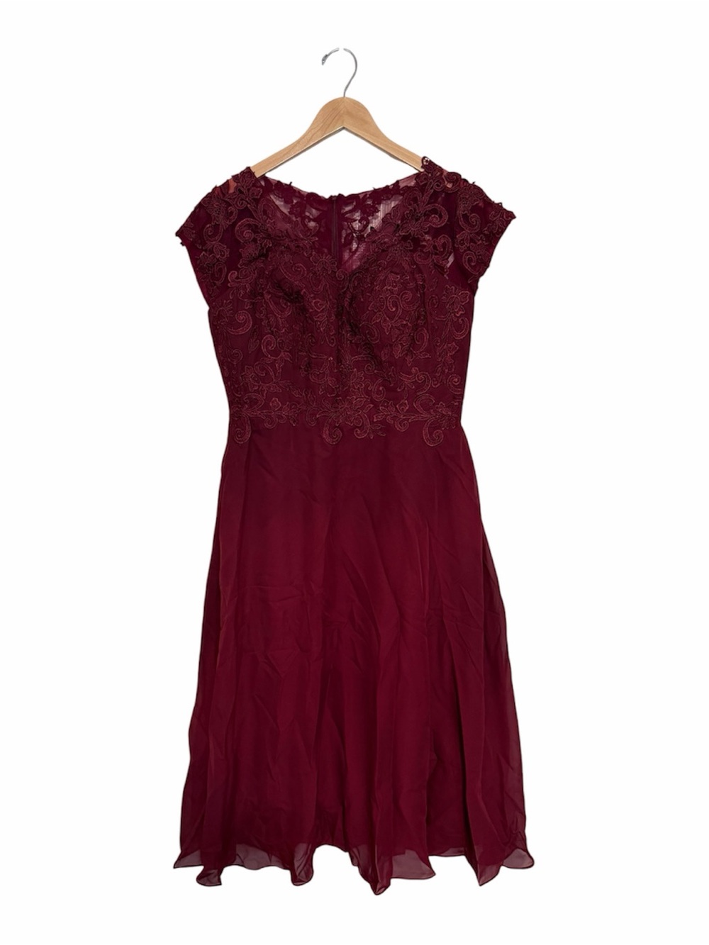 Elegant Burgundy Lace A-Line Mother of the Bride Dress